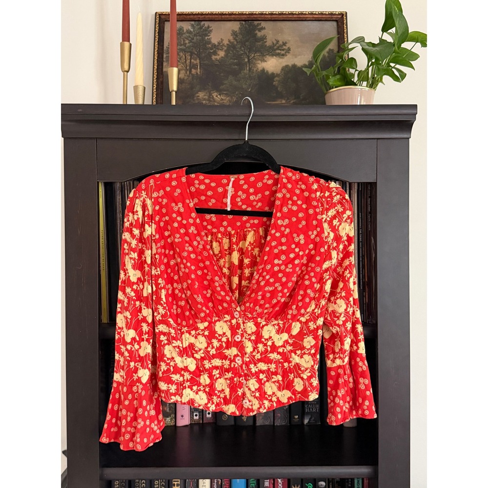 Festival Hippie Free People Floral V-Neck Button Front Blouse Boho Bell Sleeve